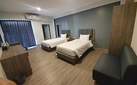 Neo Hotel